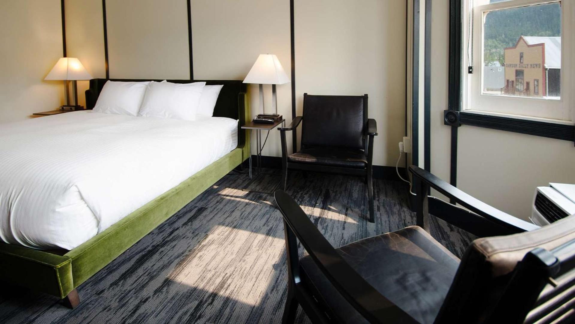 Midnight Sun, A Coast Hotel Dawson City Exterior photo